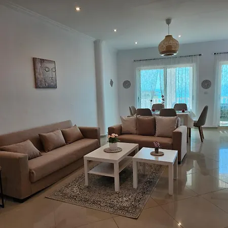 Seaside Jon Apartment Sarande