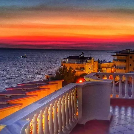 Seaside Jon Appartamento Sarandë